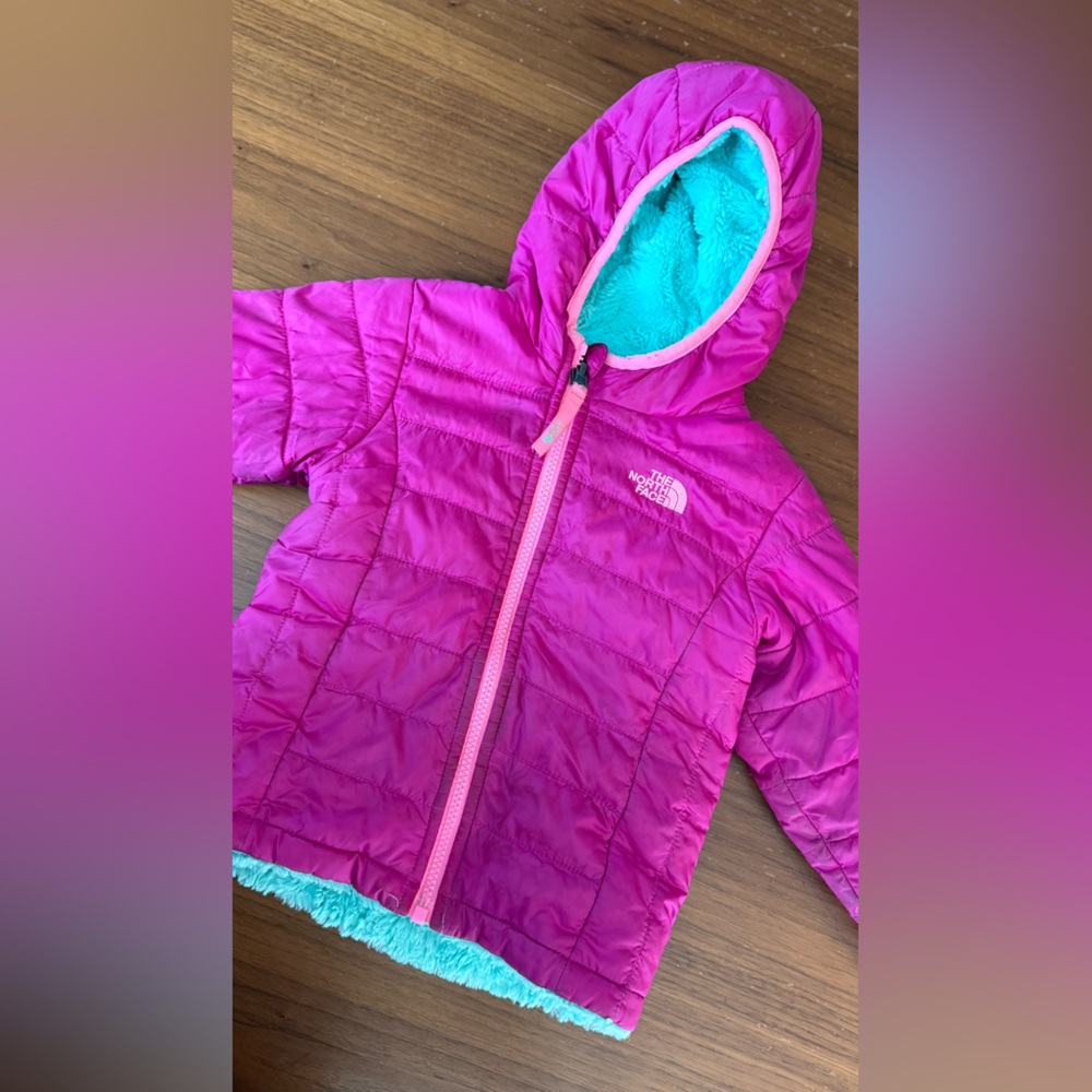 The North Face girls 3T reversible jacket.